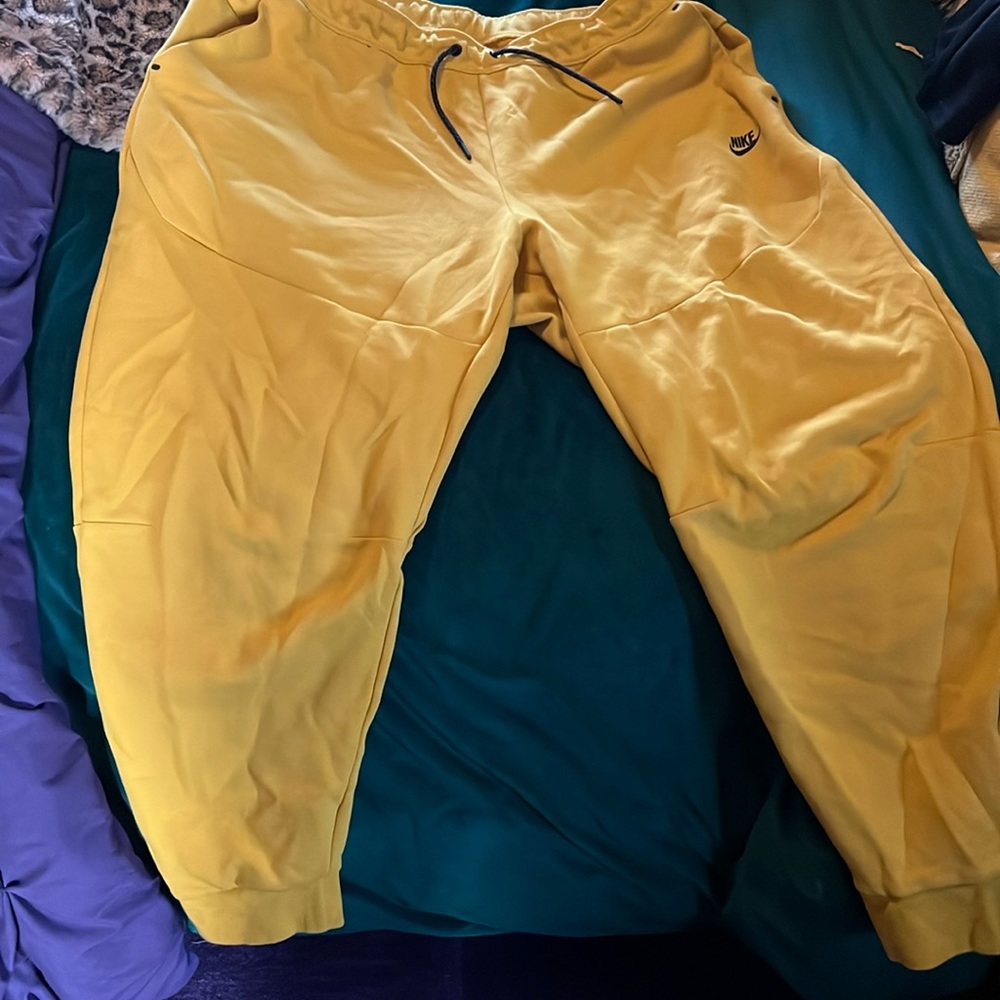 Nike performance joggers